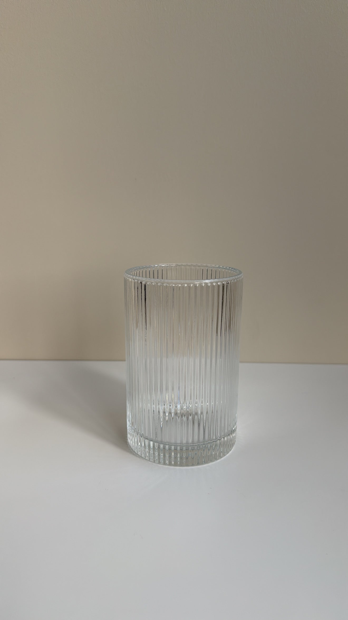 Ribbed glas