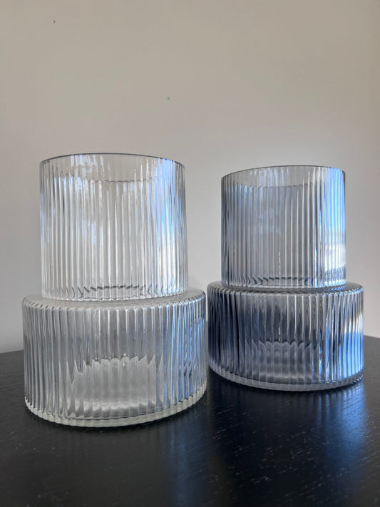 Ribbed blómavasi